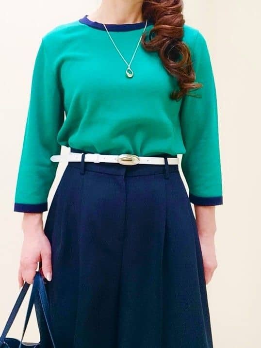花さんの「Reflect｜【アンサンブル可】バイカラーニット」を使ったコーディネート