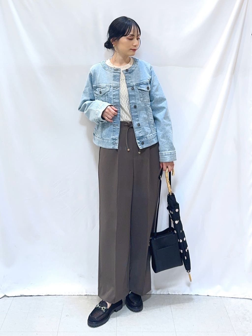 𝐇𝐢𝐫𝐨𝐦𝐢さんの「SHOO･LA･RUE｜メッシュローファー」を使ったコーディネート