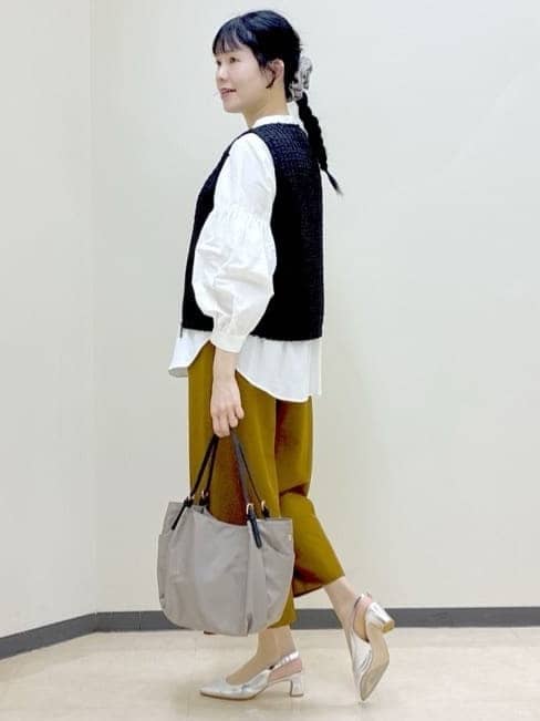  beni_gingerさんの「Reflect｜【軽い羽織に◎】フロントファスナー開きベスト」を使ったコーディネート