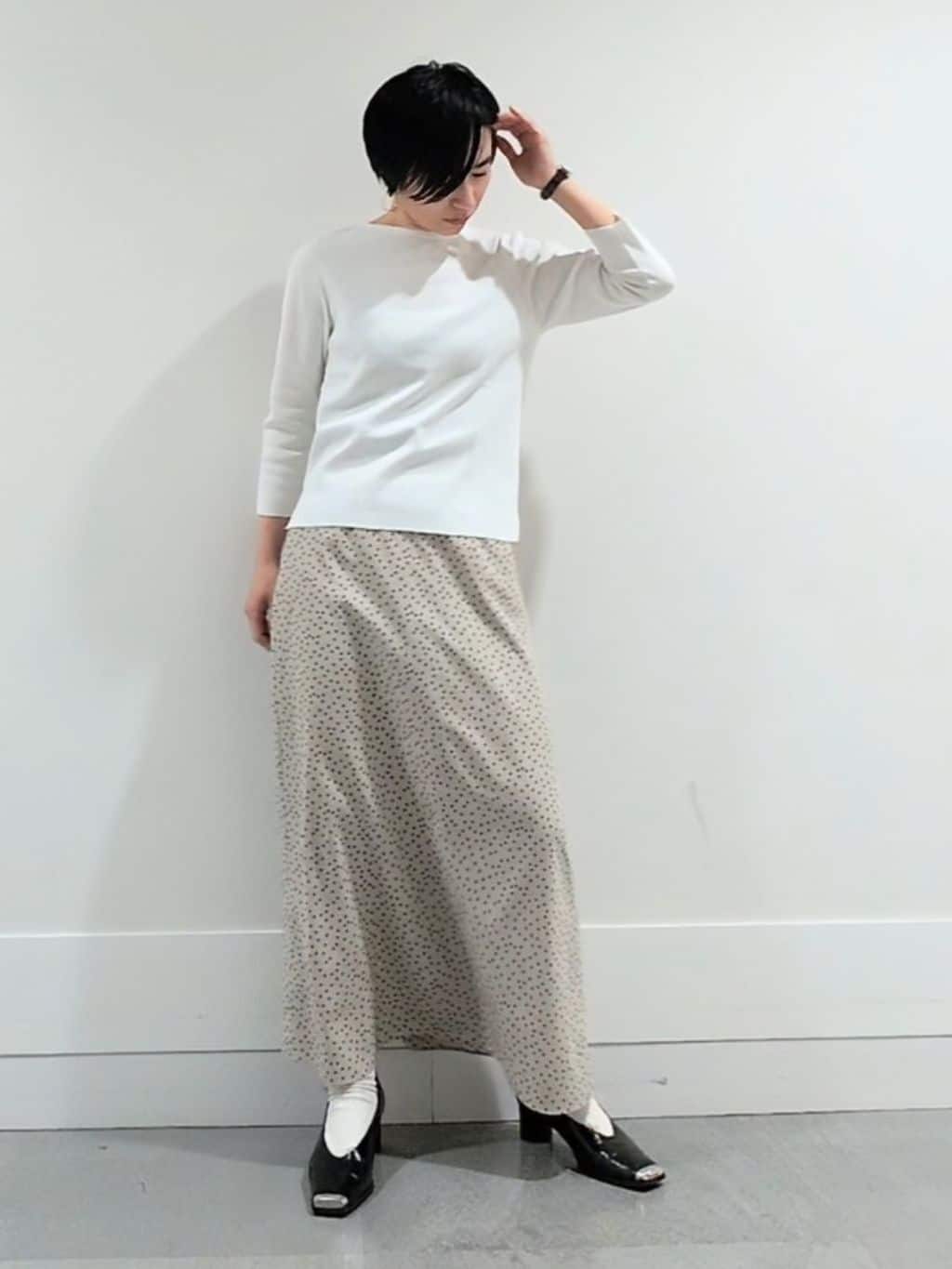 ミズタさんの「UNTITLED｜【洗える/七分袖】ボートネックコットンプルオーバー」を使ったコーディネート