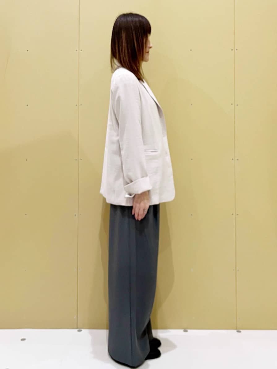 yukariさんの「OPAQUE.CLIP｜シングルテーラードジャケット【洗える／裏地なし】」を使ったコーディネート