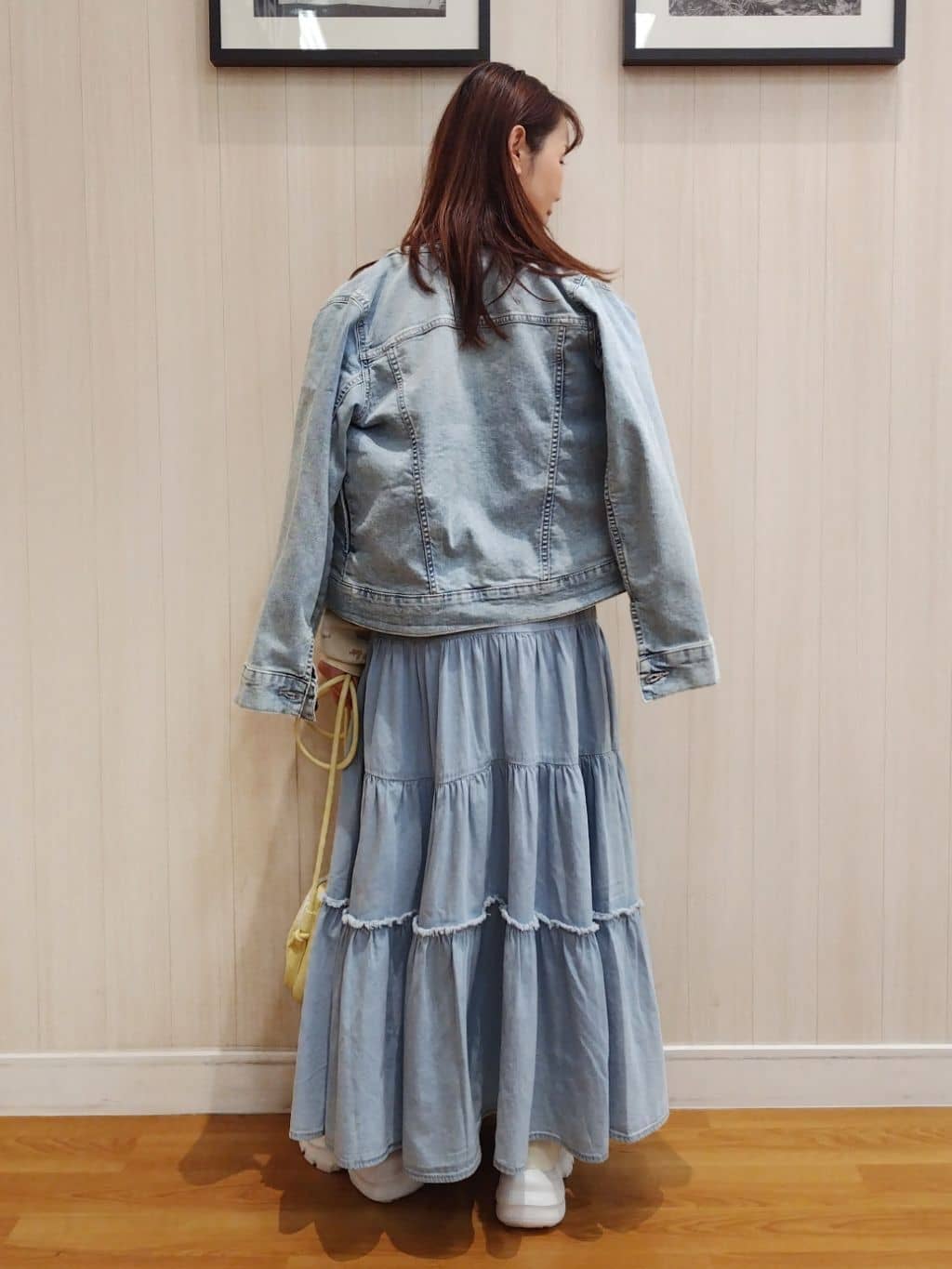 yseさんの「SHOO･LA･RUE｜【洗濯機可/S-LL】ゆるシルエット 甘すぎない　大人の花柄もちもちニット」を使ったコーディネート