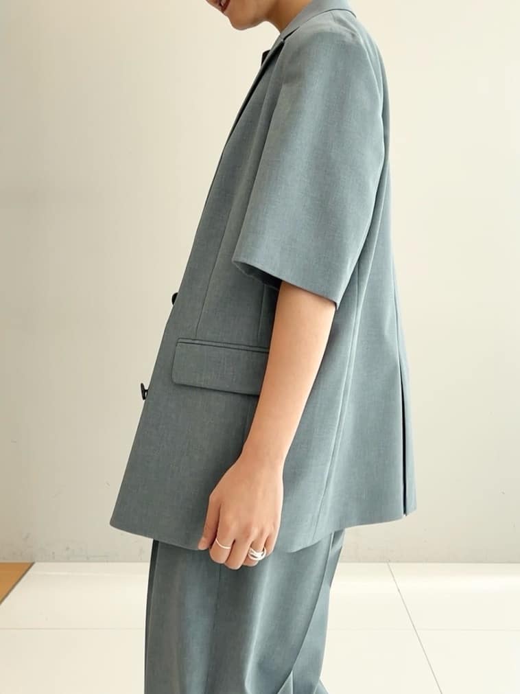 OCHIAIさんの「DRESSTERIOR｜【otonaMUSE5月号掲載/セットアップ可】ウォッシャブルイージーサマージャケット」を使ったコーディネート