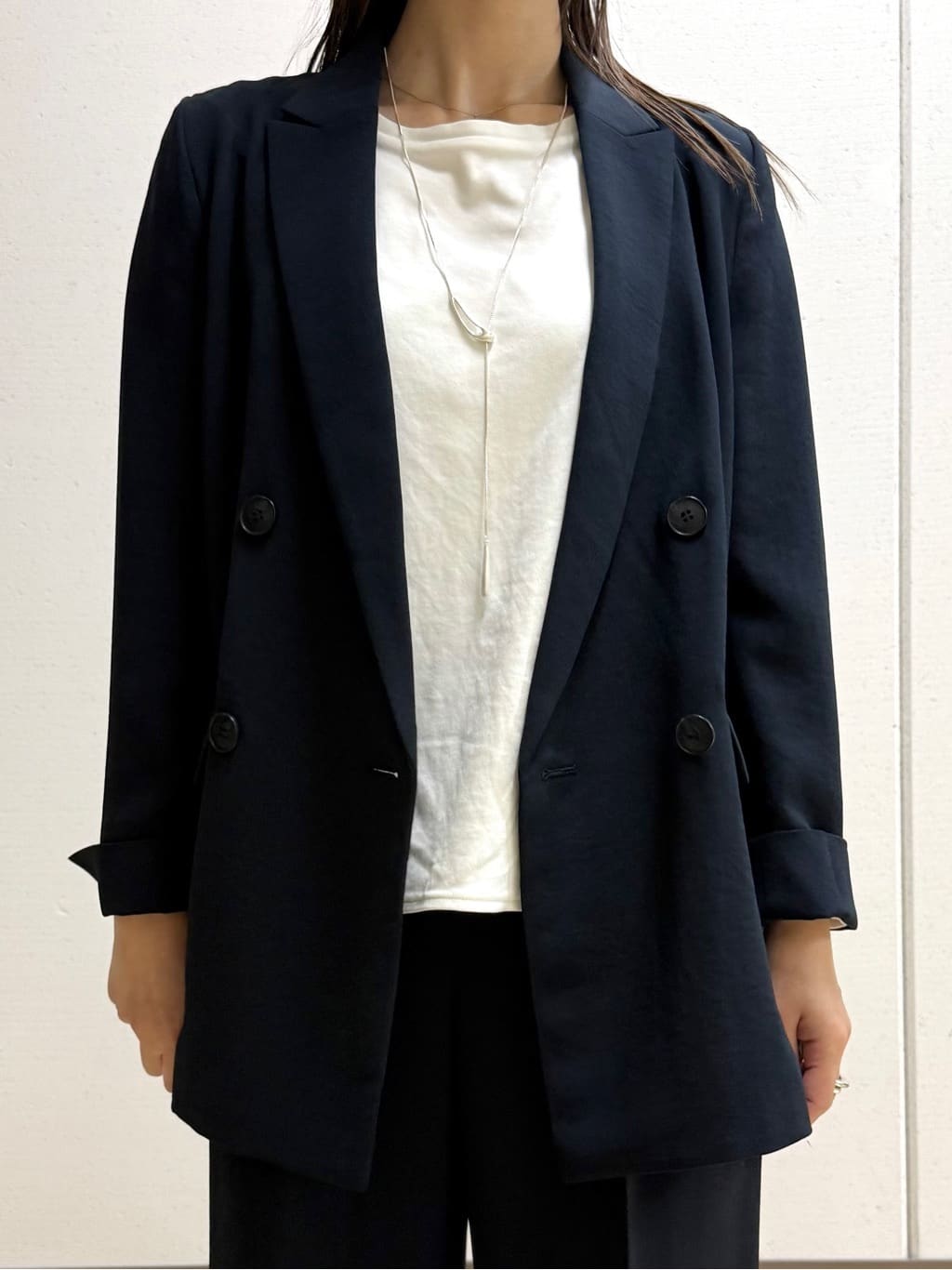 mamiさんの「INDIVI｜【洗える／多機能／SETUP可】着る日傘ダブルジャケット」を使ったコーディネート