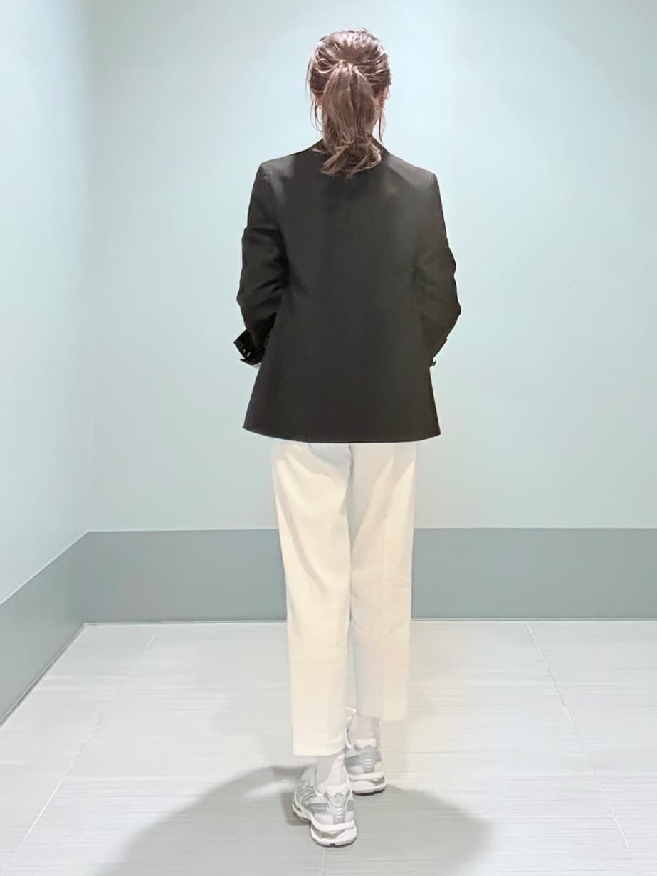 Yamaさんの「DRESSTERIOR｜◆【セットアップ可】ピークドダブルライトストレッチジャケット」を使ったコーディネート