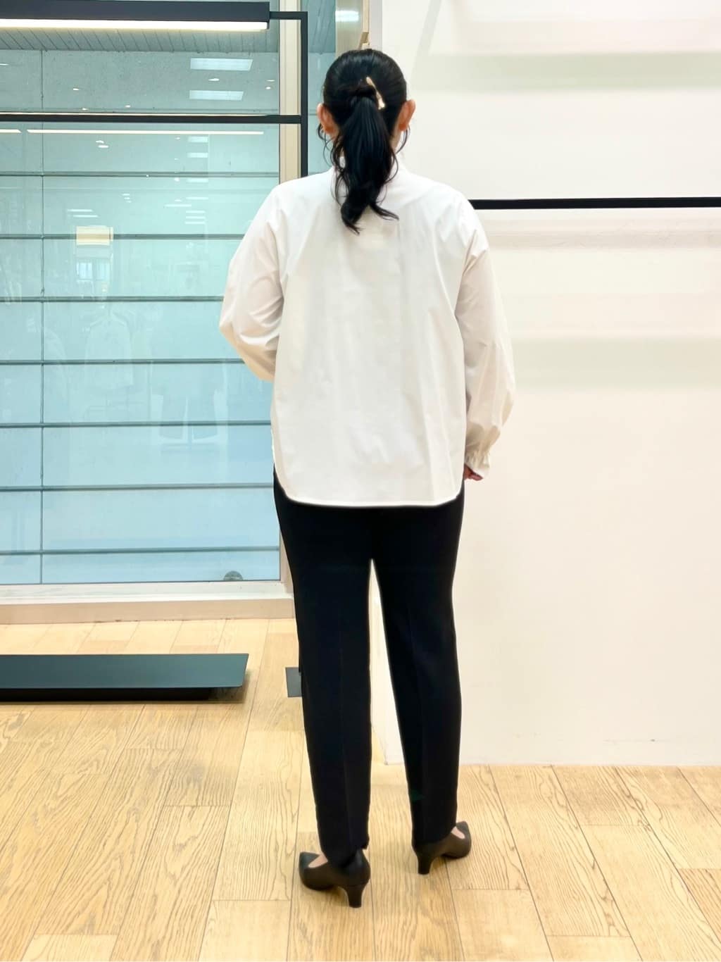shimaさんの「INDIVI｜【2点セット／洗える】ツイードジレ＆ボウタイブラウス」を使ったコーディネート