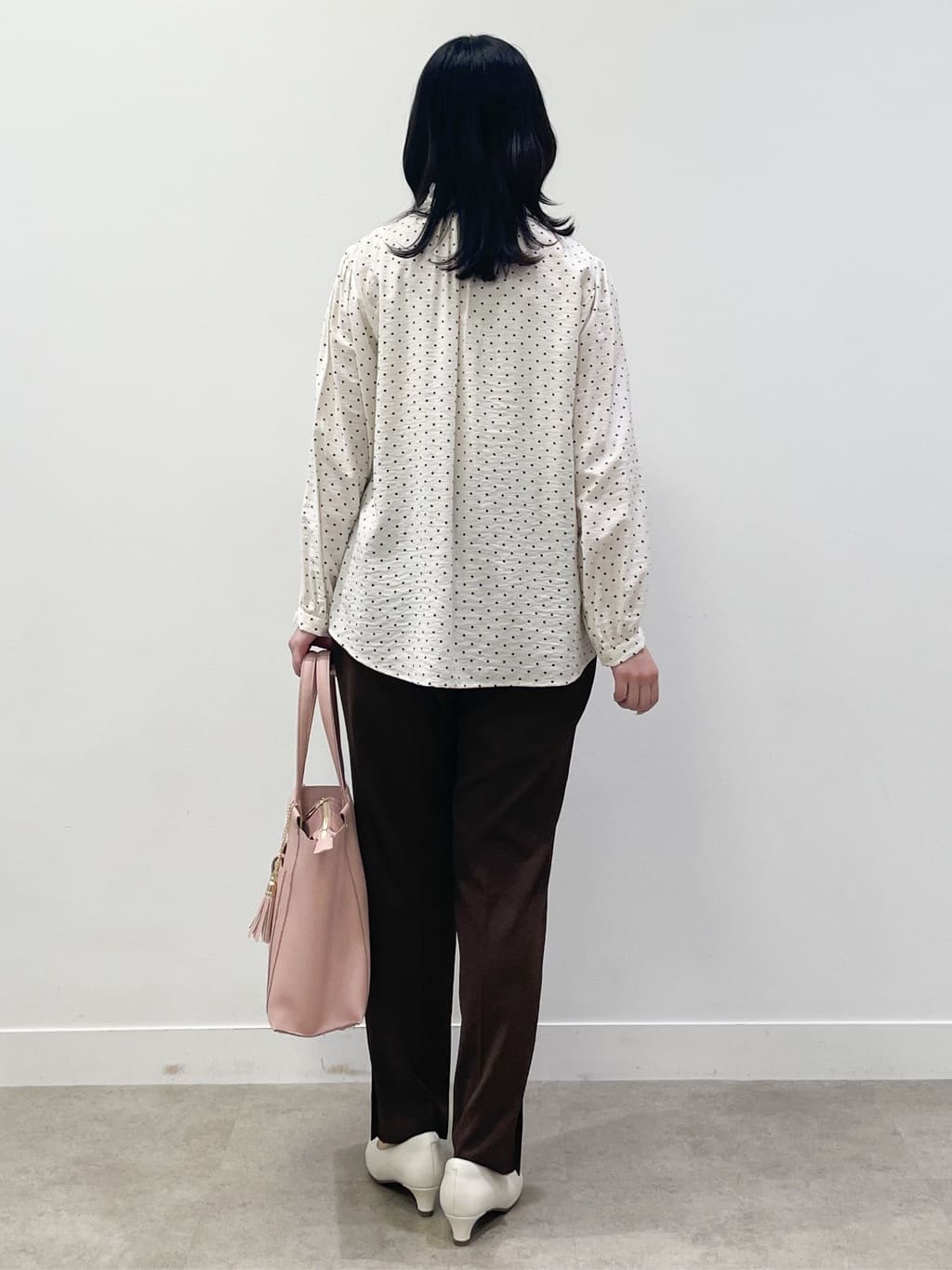 yukariさんの「Reflect｜【セットアップ可】ドット柄ワッシャーブラウス」を使ったコーディネート