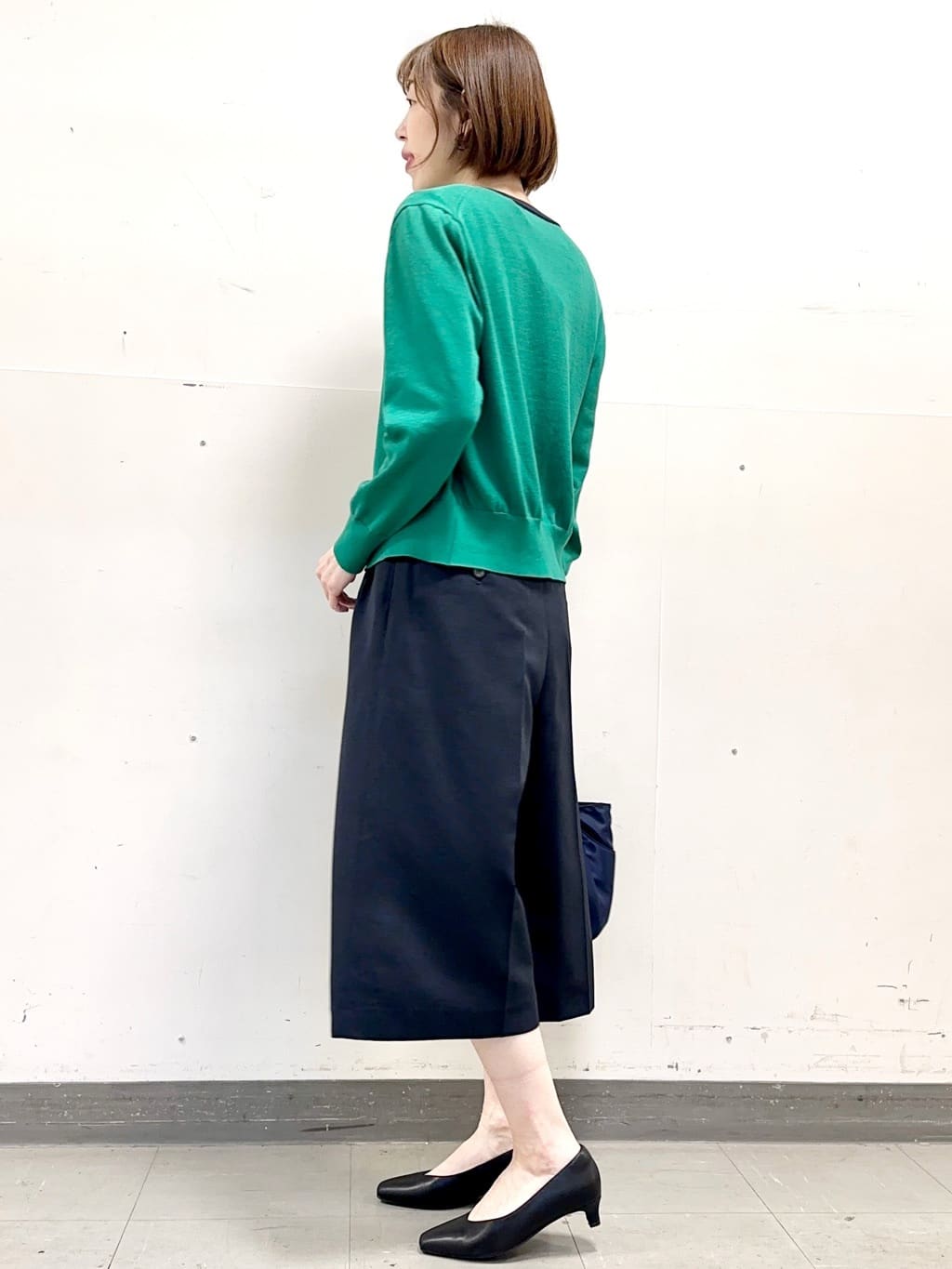 イト子さんの「Reflect｜【アンサンブル可】バイカラーカーディガン」を使ったコーディネート