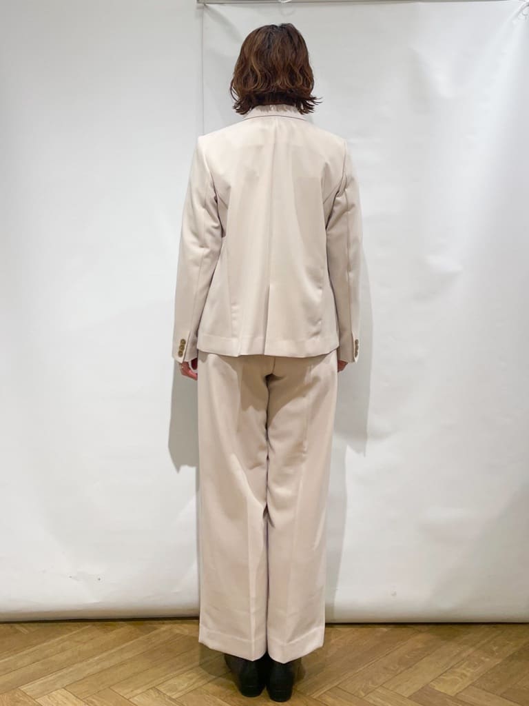 なかさんの「index｜フリルキーネックシャツ【洗濯機OK／イージーアイロン／防シワ】《XS～LL／7col》」を使ったコーディネート