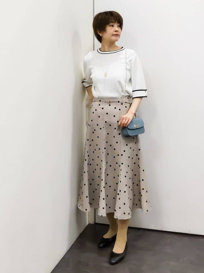 やまちゃんさんの「grove｜着心地軽やか、動きやすいストレッチデニムジャケット」を使ったコーディネート