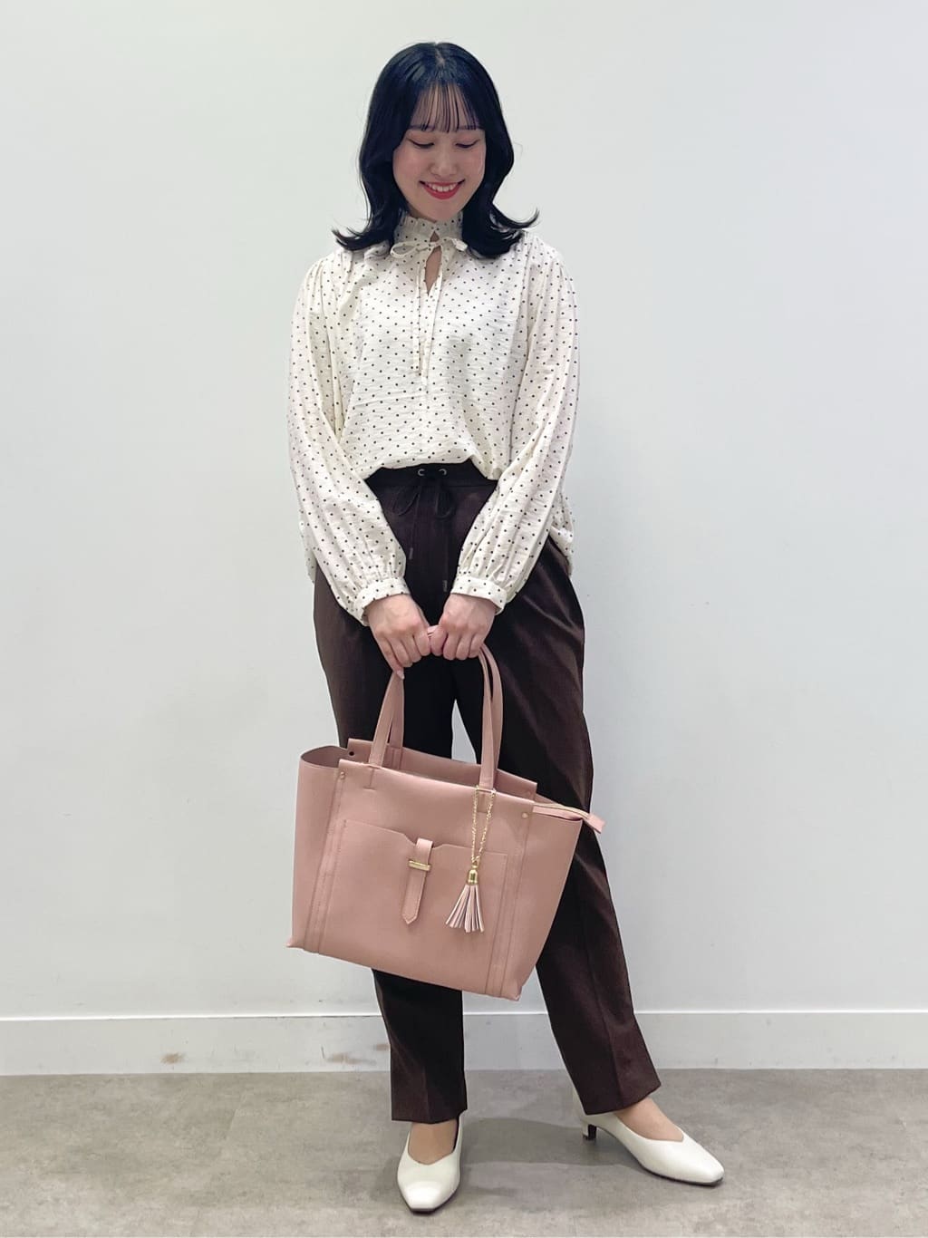 yukariさんの「Reflect｜【セットアップ可】ドット柄ワッシャーブラウス」を使ったコーディネート