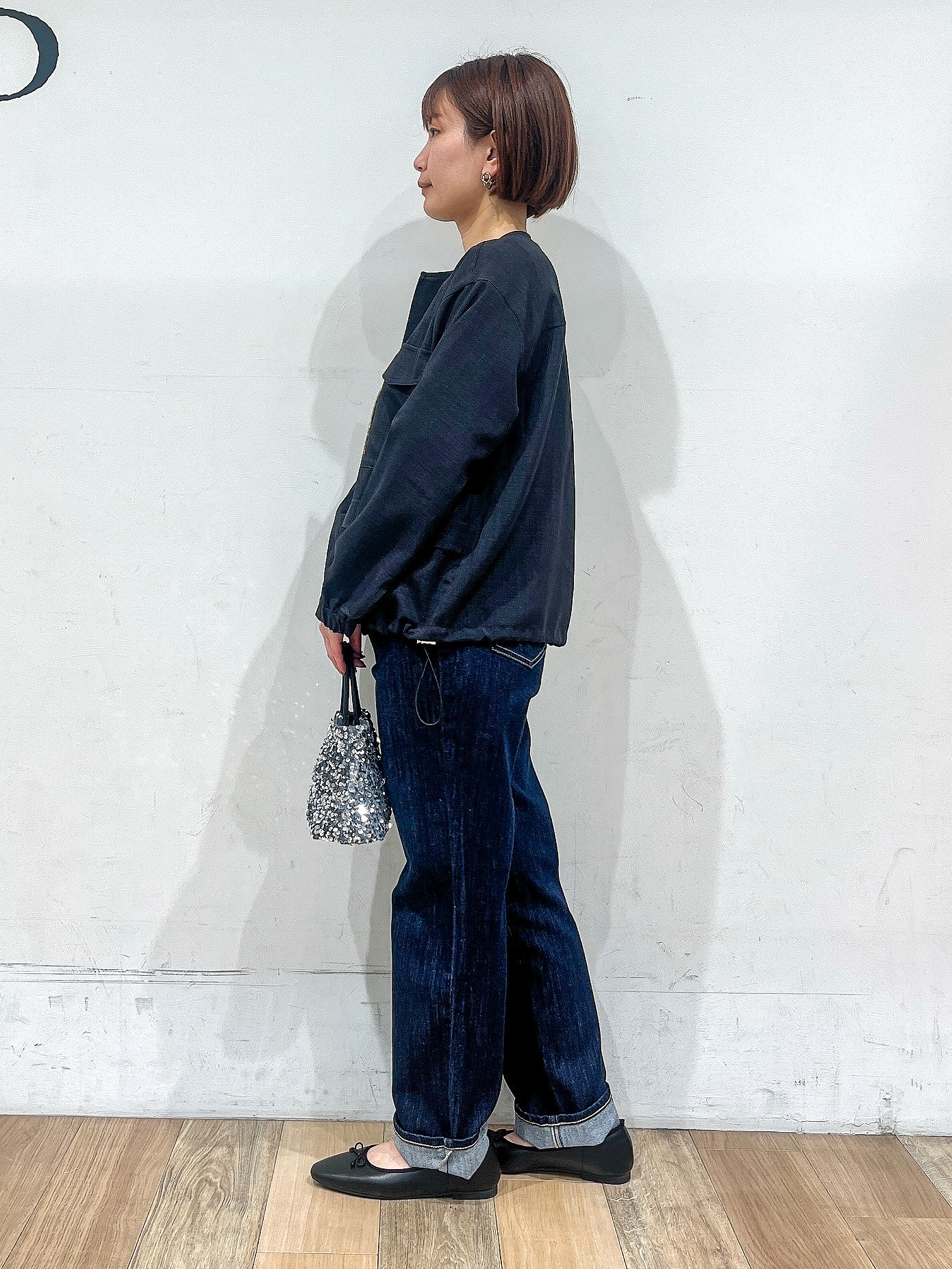 山さんさんの「grove｜【洗える】麻調ノーカラーブルゾン」を使ったコーディネート