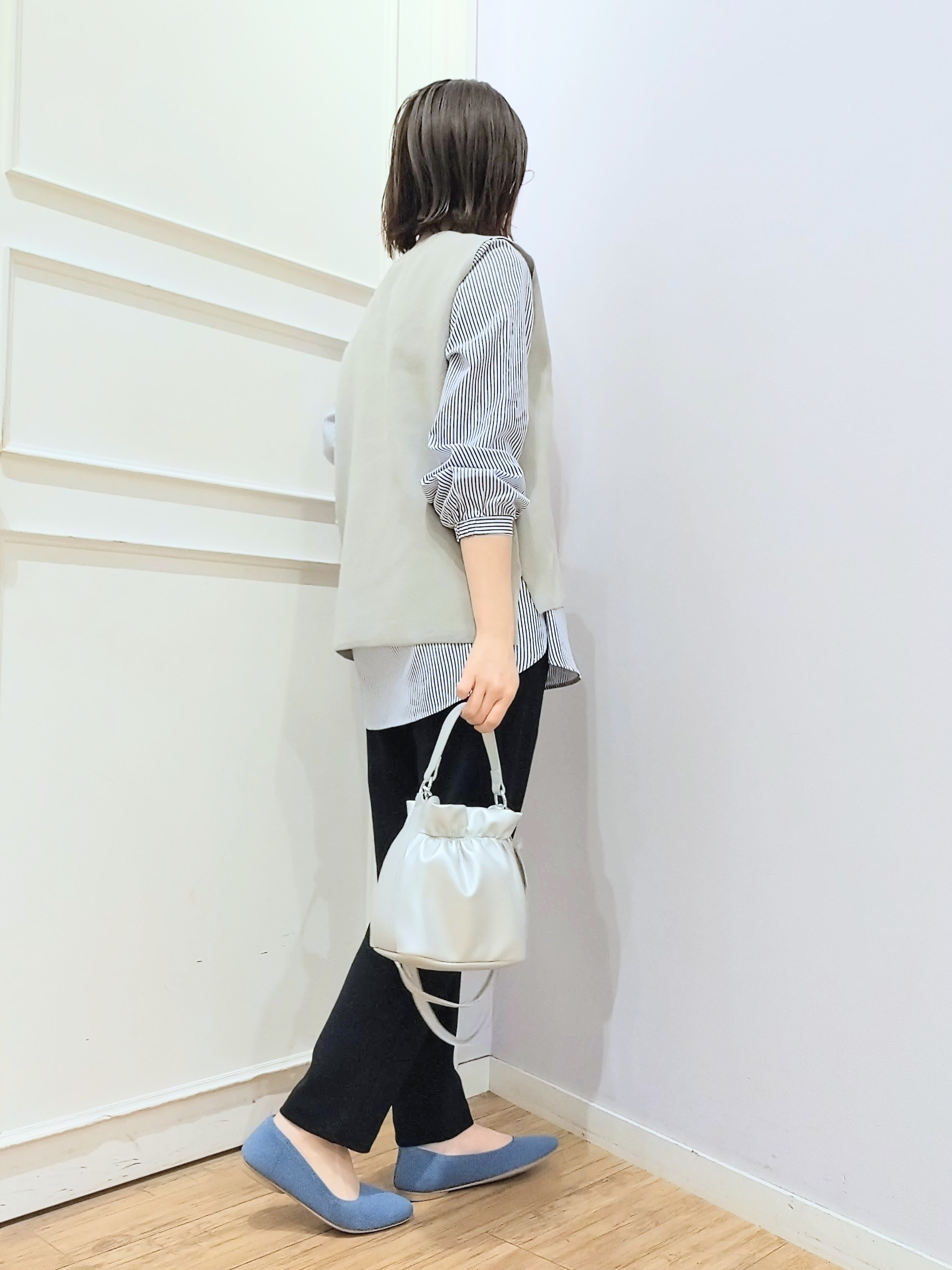 miomioさんの「SHOO･LA･RUE｜【NEW/22.5㎝-24.5㎝】洗えてサラサラ ニットパンプス」を使ったコーディネート