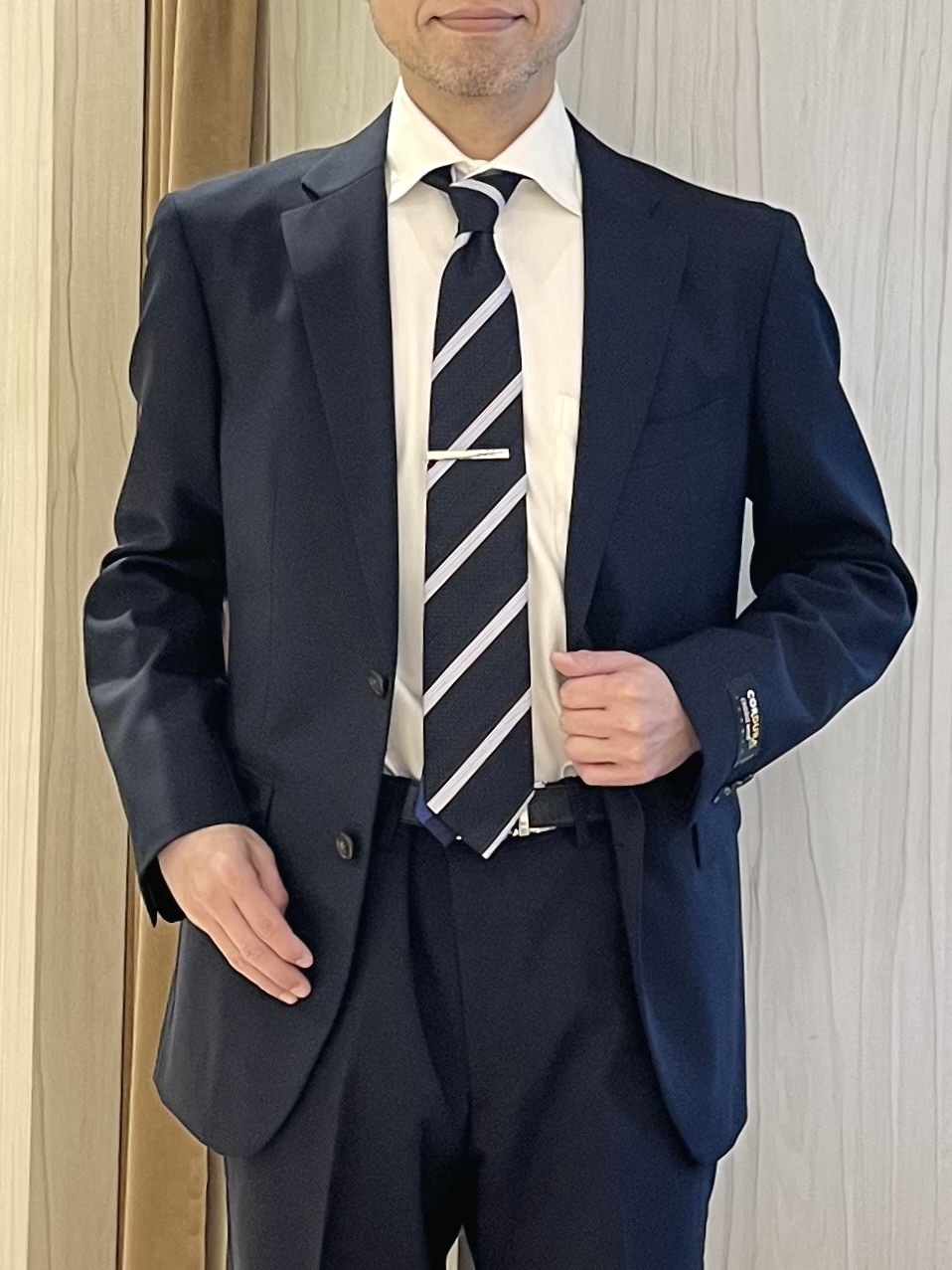 URAさんの「TAKEO KIKUCHI｜【Begin掲載】コーデュラ（R）夏素材ウールトロ　ストレッチスーツ」を使ったコーディネート