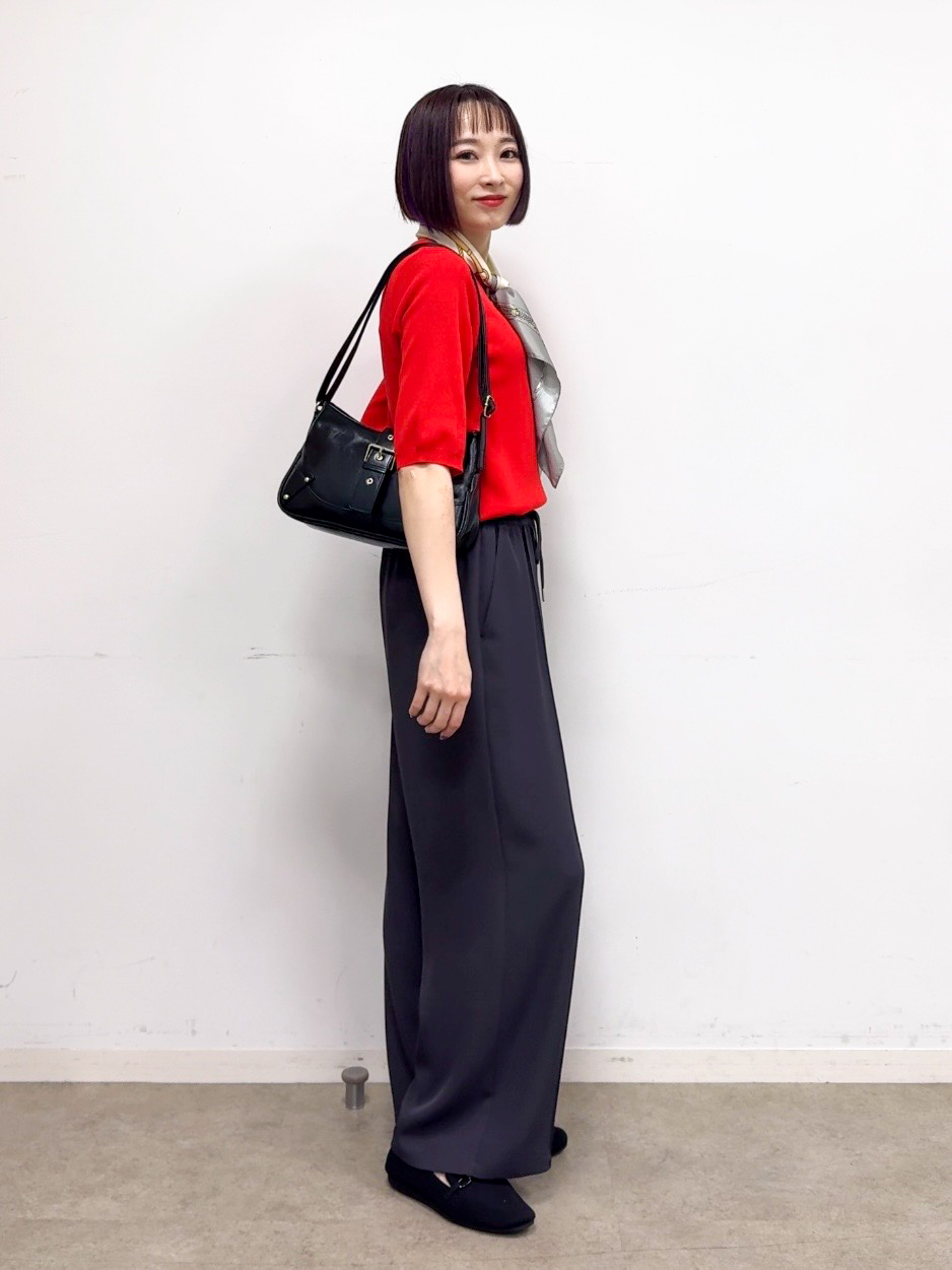 𝐜𝐡𝐢𝐤𝐚さんの「SHOO･LA･RUE｜【毎日洗える/S-LL/UV】上半身すっきり 二の腕見せない5分袖ニット」を使ったコーディネート