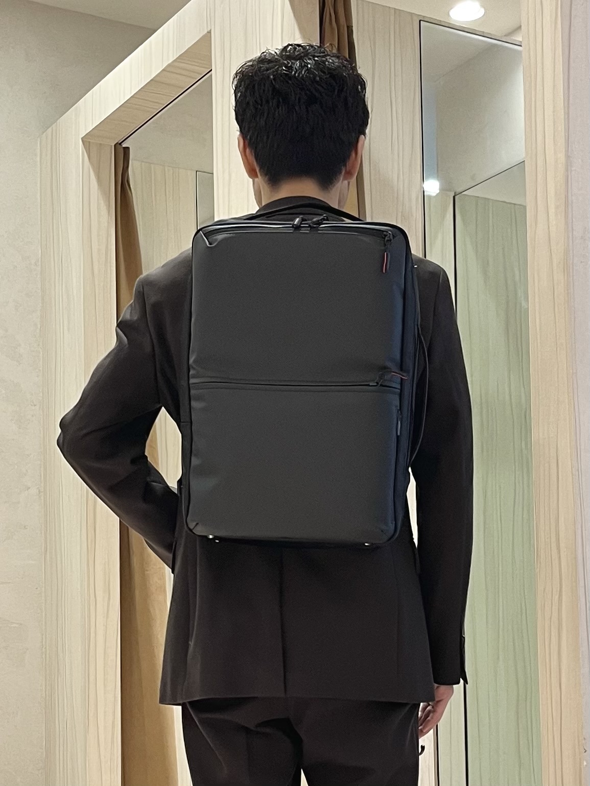 URAさんの「TAKEO KIKUCHI｜【洗える】スリーシーズンリラックスニットジャージ ジャケット」を使ったコーディネート
