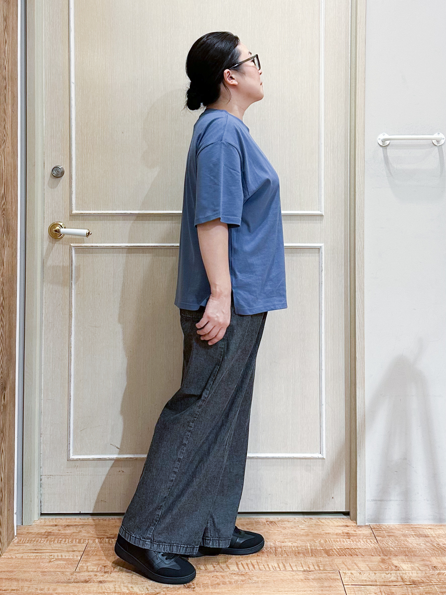 umeさんの「SHOO･LA･RUE｜【S-LL/体型カバー】日焼け対策にも女性らしさを UVカットペプラムパーカ」を使ったコーディネート