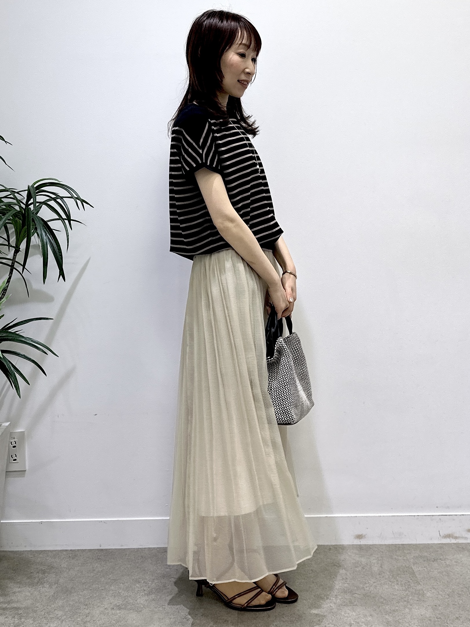 Miwaさんの「UNTITLED｜【アンサンブル可/日除け・冷房対策】シアーレーヨンZIPカーディガン」を使ったコーディネート