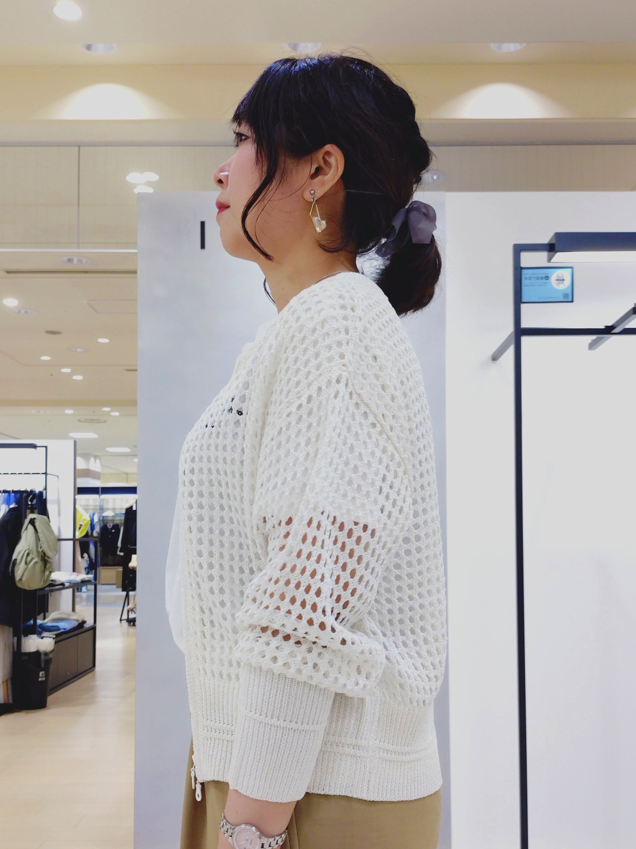 TOMOMIさんの「INDIVI｜Comfy SET UP｜イージーストレートワイドパンツ【セットアップ対応／通勤／カセット服／接触冷」を使ったコーディネート