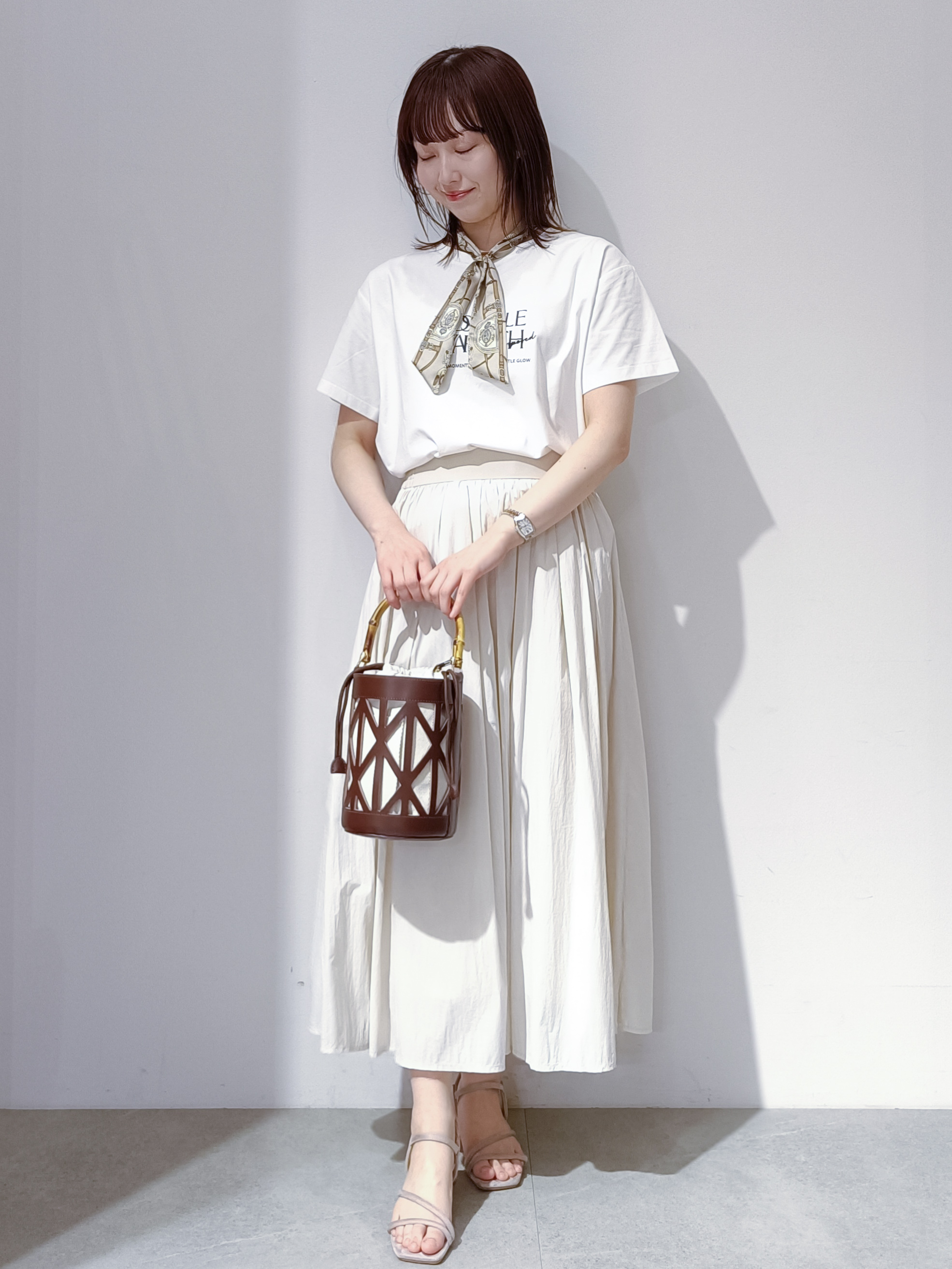 のんさんの「OPAQUE.CLIP｜ロゴプリント＆刺繍Tシャツ【洗濯機OK】」を使ったコーディネート