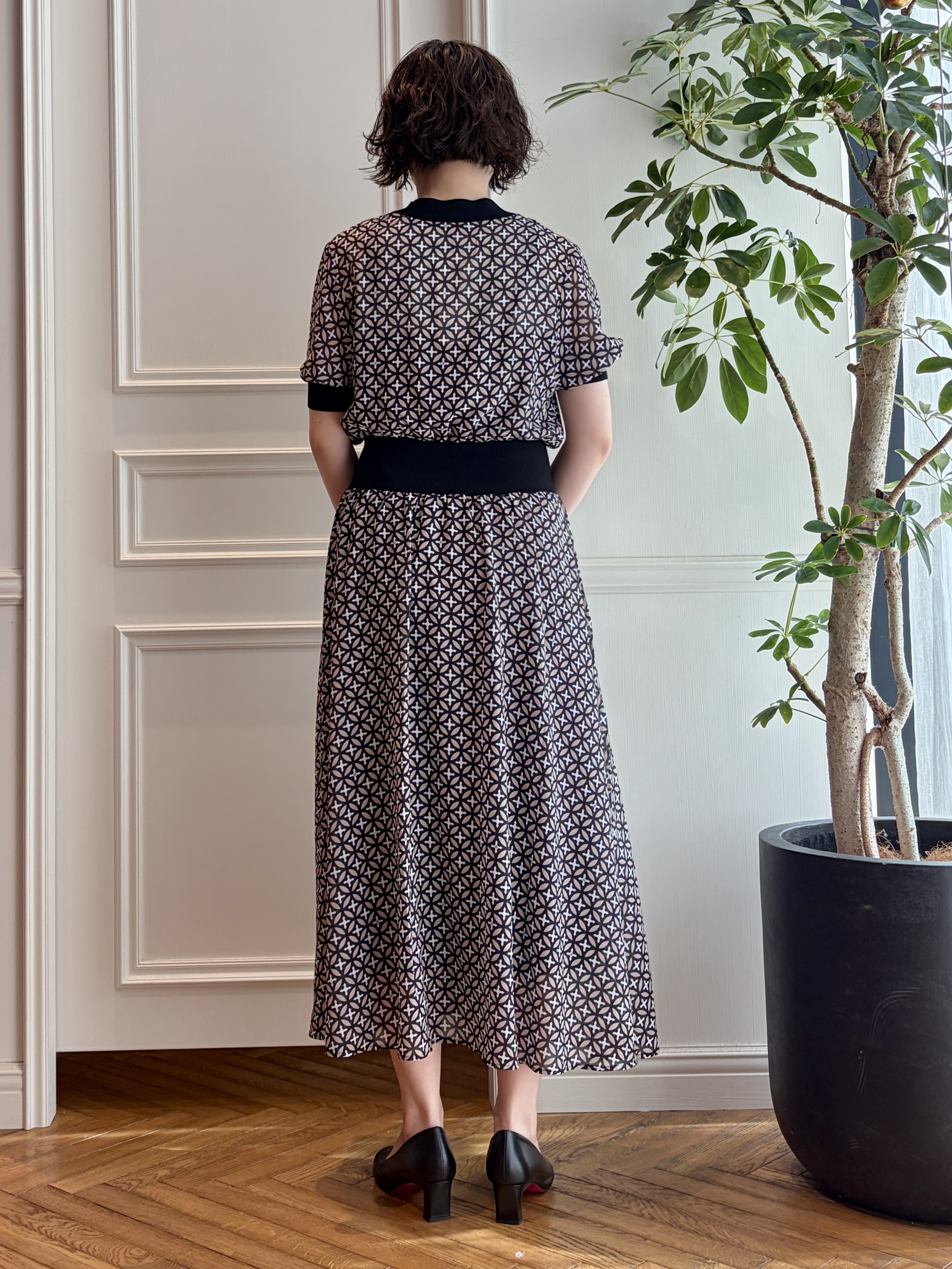 nakaoさんの「DRESSTERIOR｜【再入荷/otonaMUSE5月号掲載/ウォッシャブル】オーバーラップサークル シアードレス」を使ったコーディネート