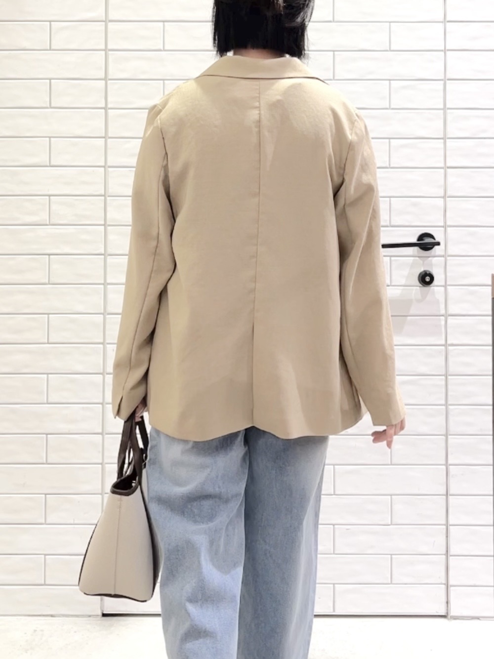 しおりさんの「OPAQUE.CLIP｜【UV／接触冷感】ダブルブレストジャケット《防シワ加工／洗える》」を使ったコーディネート