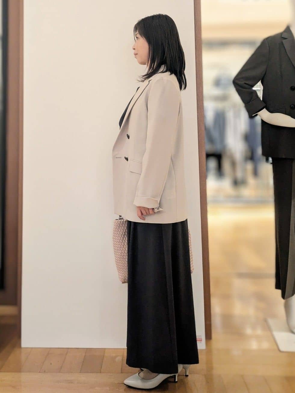 laverさんの「UNTITLED｜【セットアップ可/UVカット/前後2WAY】リラクシーフレンチスリーブブラウス」を使ったコーディネート