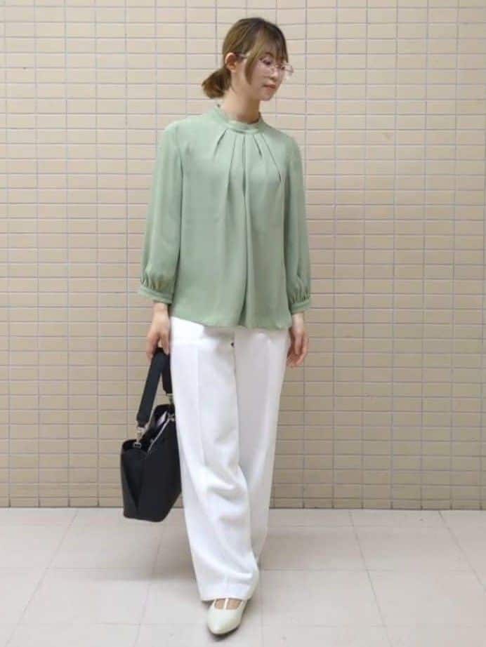 ひまりさんの「Reflect｜ステッチワークストレートワイドパンツ」を使ったコーディネート