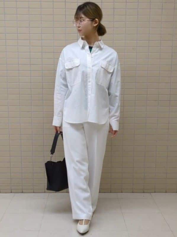 ひまりさんの「Reflect｜ステッチワークストレートワイドパンツ」を使ったコーディネート
