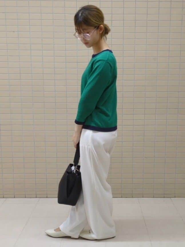 ひまりさんの「Reflect｜ステッチワークストレートワイドパンツ」を使ったコーディネート