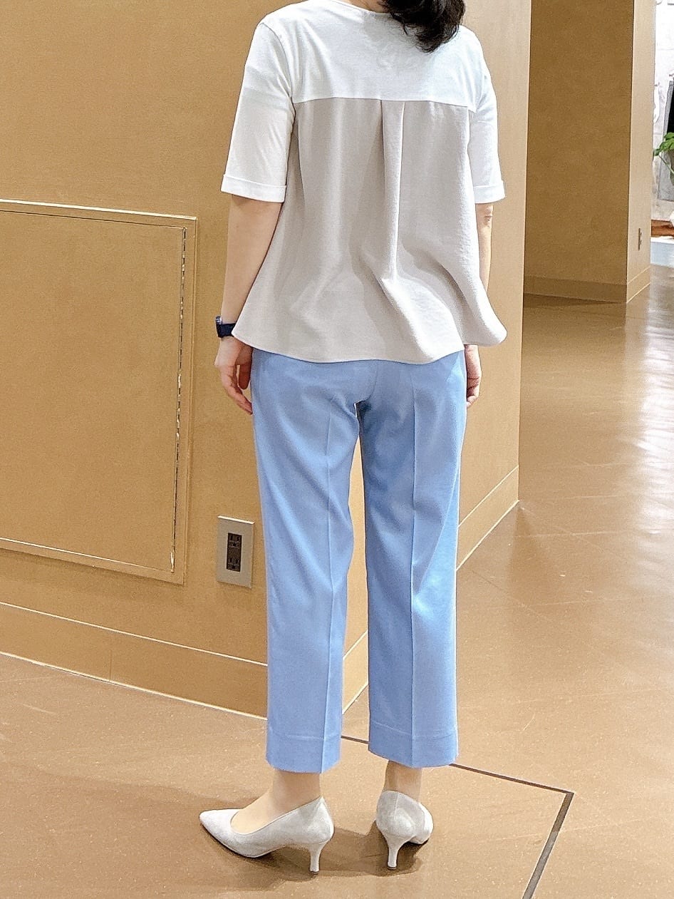 hattoriさんの「INDIVI｜【着る日傘／SETUP可能】ビスチェレイヤード風トップス」を使ったコーディネート