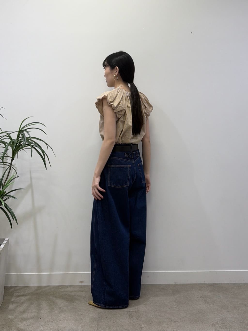 rinaさんの「INDIVI｜タイプライターパフショルシャツ」を使ったコーディネート