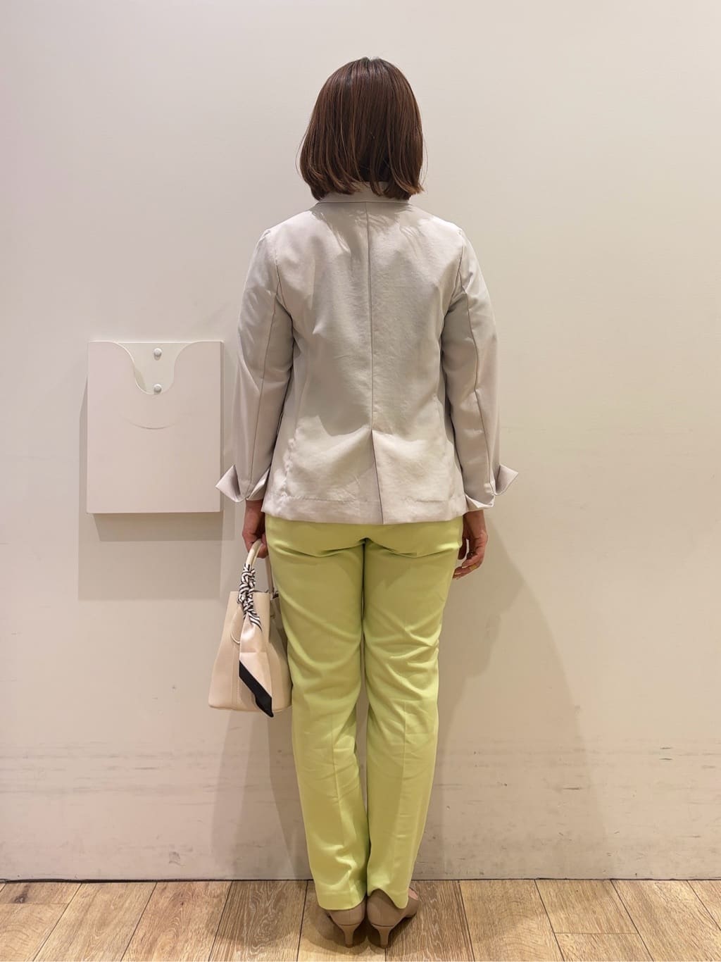 YUKOさんの「index｜《再入荷》ダブルブレストテーラードジャケット【接触冷感／吸水速乾／イージーアイロン／防シワ／洗濯機O」を使ったコーディネート