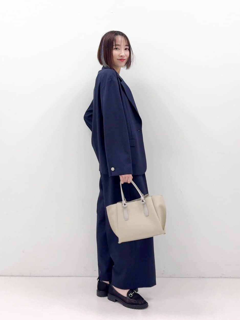 𝐜𝐡𝐢𝐤𝐚さんの「SHOO･LA･RUE｜【毎日洗える/S-LL/UV】上半身すっきり 二の腕見せない5分袖ニット」を使ったコーディネート