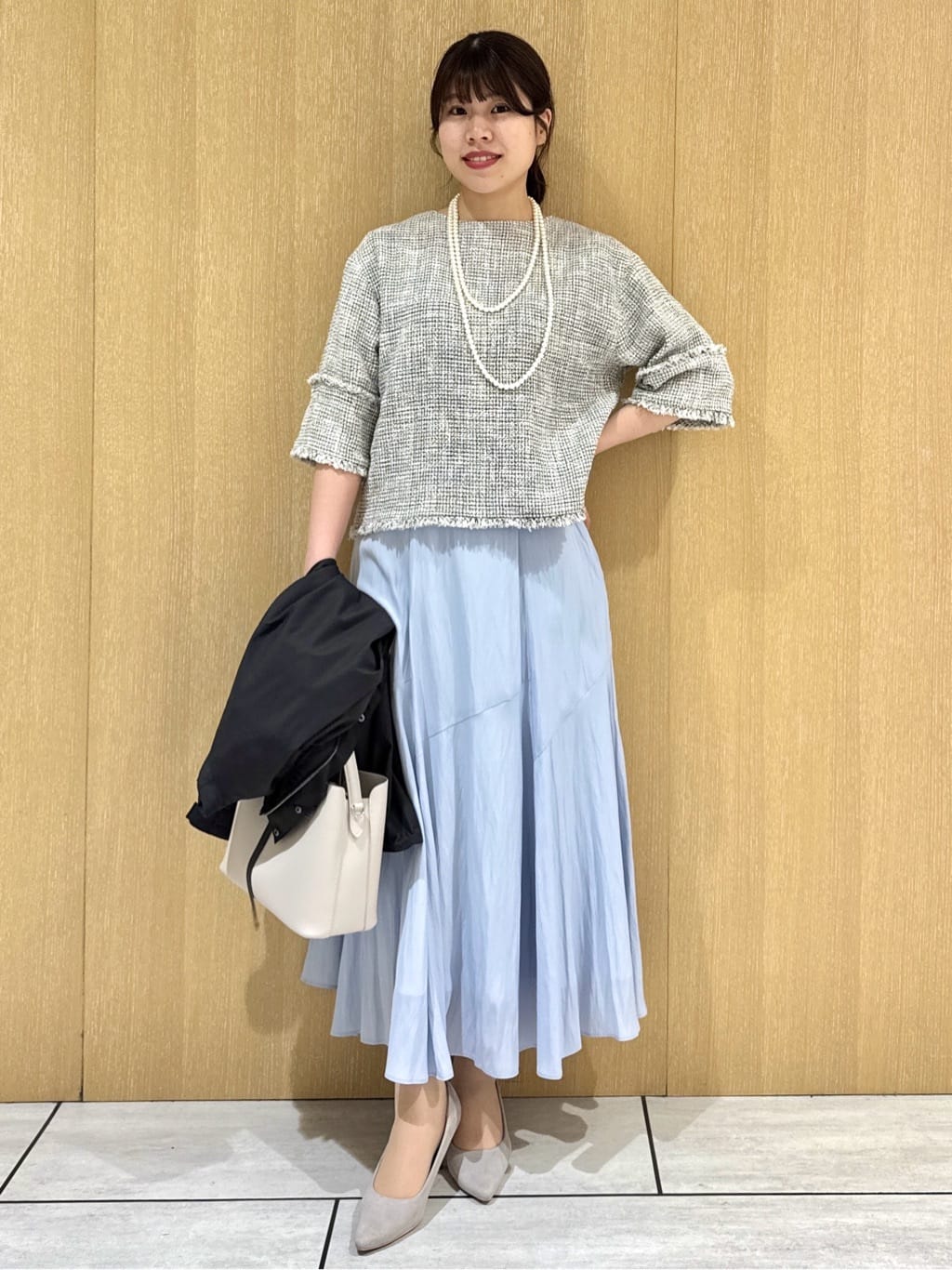 nanaさんの「UNTITLED｜◆【洗える】ツイードドルマンブラウス」を使ったコーディネート