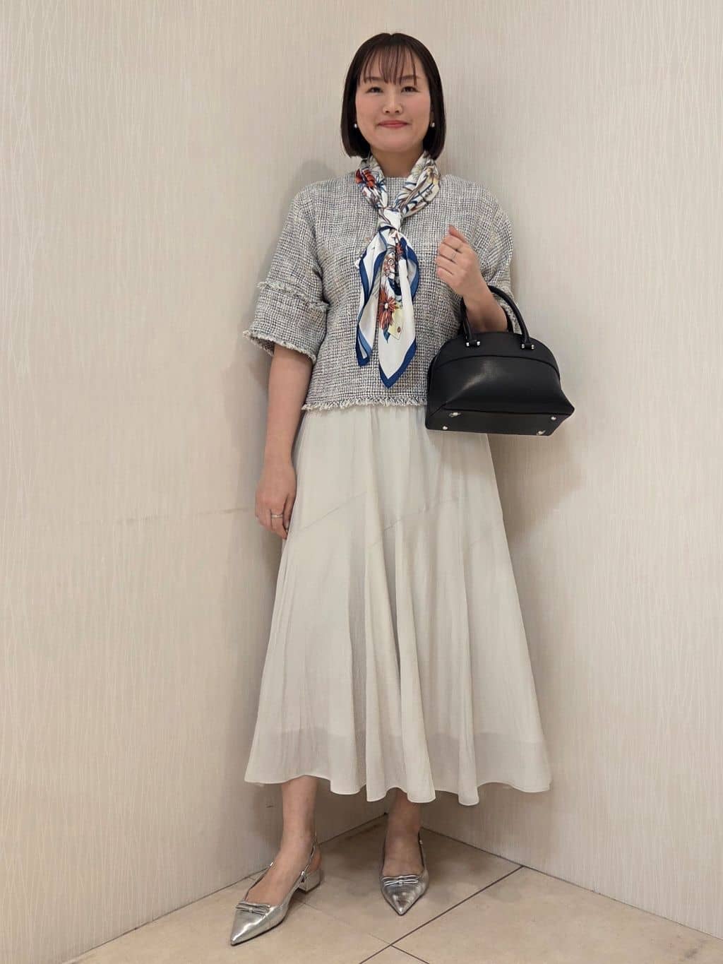 naokoさんの「UNTITLED｜◆【洗える】ツイードドルマンブラウス」を使ったコーディネート