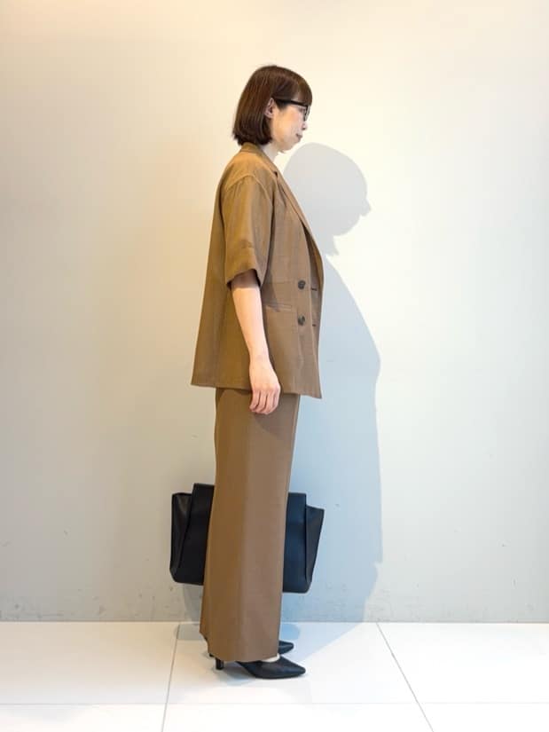 murayamaさんの「INDIVI｜【洗える／メッシュ素材／SETUP可能】半袖シアージャケット」を使ったコーディネート