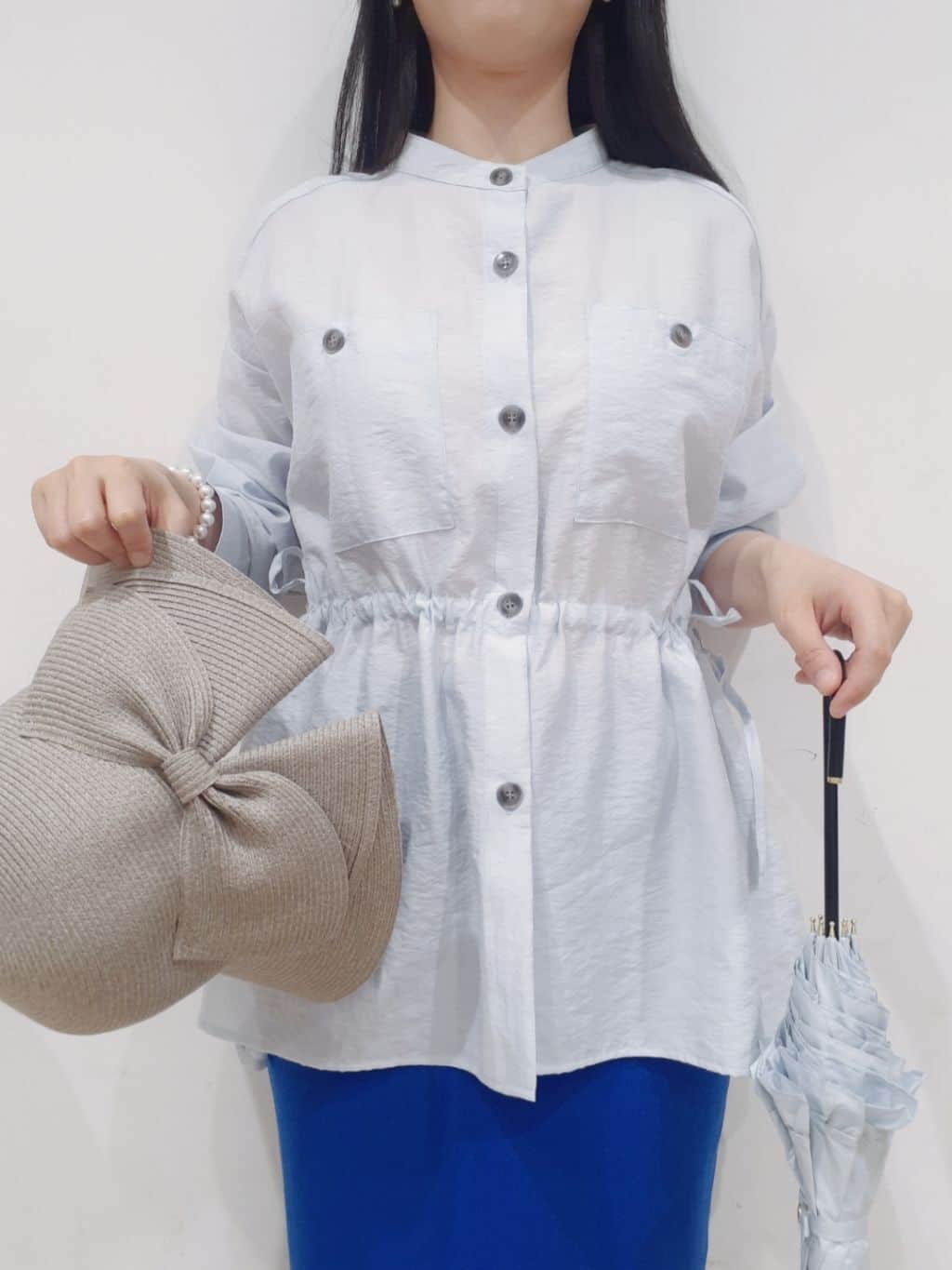 にこさんの「grove｜ダブルベルトパンプス」を使ったコーディネート