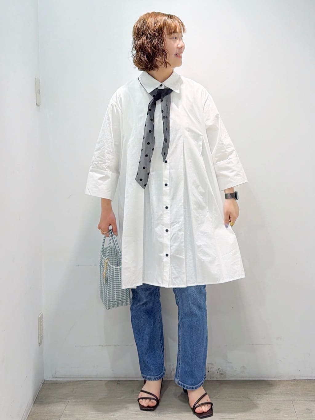 sumicaさんの「OPAQUE.CLIP｜プリーツミニシャツワンピース【洗濯機OK】」を使ったコーディネート