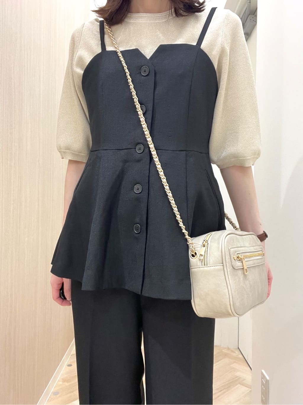  おまつさんの「grove｜【カセット服】リネンライク ペプラムビスチェ」を使ったコーディネート