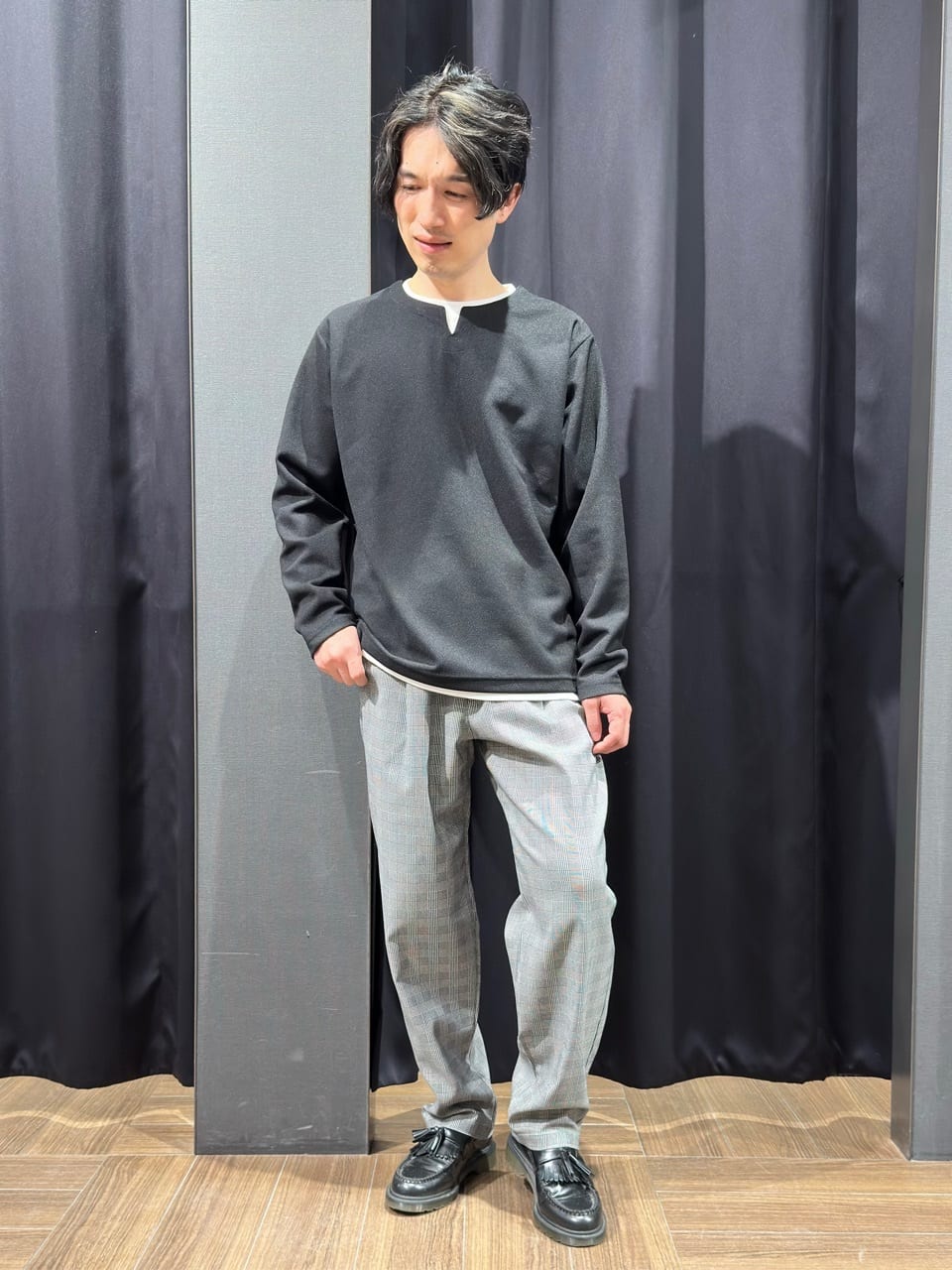 tomoyaさんの「THE SHOP TK｜【とにかく伸びて、しっかり戻る】ハイパーストレッチ イージーパンツ　洗濯機OK」を使ったコーディネート