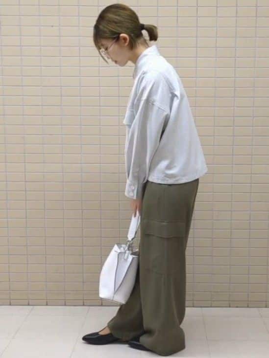 ひまりさんの「Reflect｜【至福の履き心地】&rsquo;26春夏やみつきフラットパンプス」を使ったコーディネート