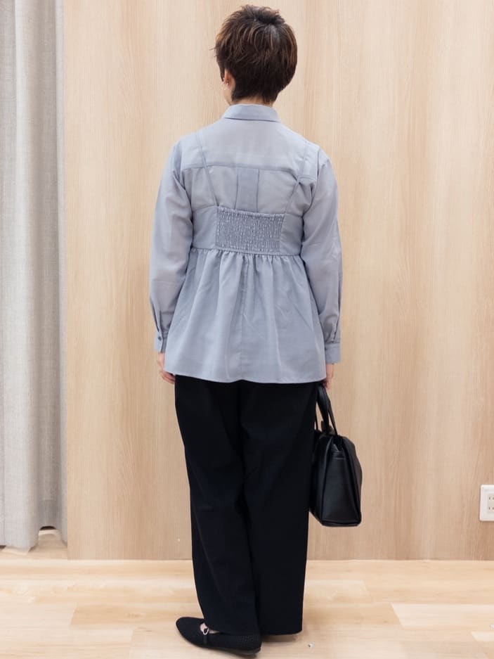 シュウコさんの「grove｜【2点SET】今どきシアーシャツ＆キャミセット」を使ったコーディネート