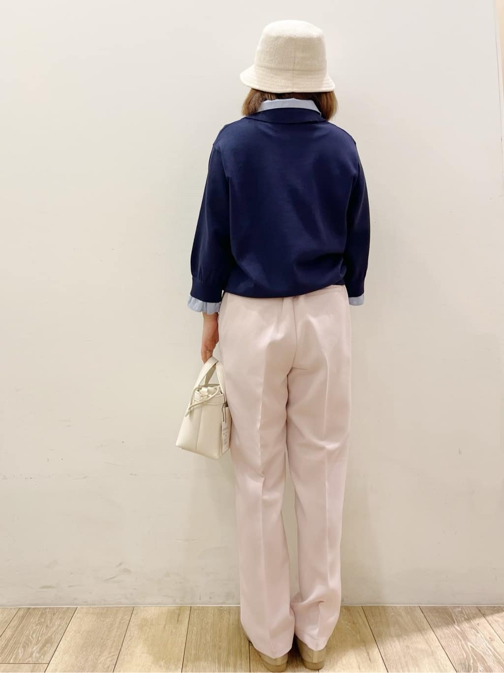 kcさんの「OPAQUE.CLIP｜シャツレイヤード風ポロニット【洗濯機OK】」を使ったコーディネート