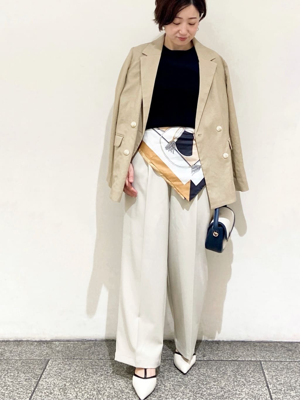 MIHOさんの「OPAQUE.CLIP｜【UV／接触冷感】ダブルブレストジャケット《防シワ加工／洗える》」を使ったコーディネート