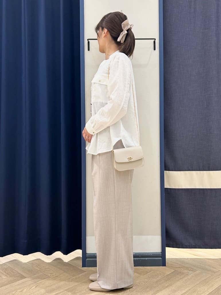 Orikaさんの「grove｜お仕事も普段も。今どきワークシャツブラウス」を使ったコーディネート