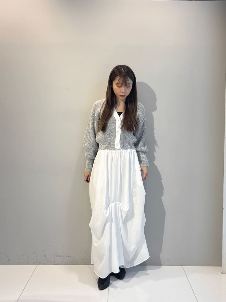 norimiさんの「INDIVI｜ランダムタックスカート」を使ったコーディネート