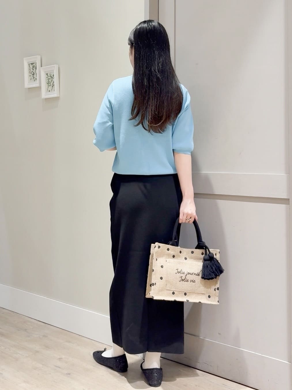 Mayuさんの「grove｜【シリーズ累計36万枚/UVカット・ひんやり・洗濯機OK】やわらかドライタッチ 五分袖クルーネックニ」を使ったコーディネート