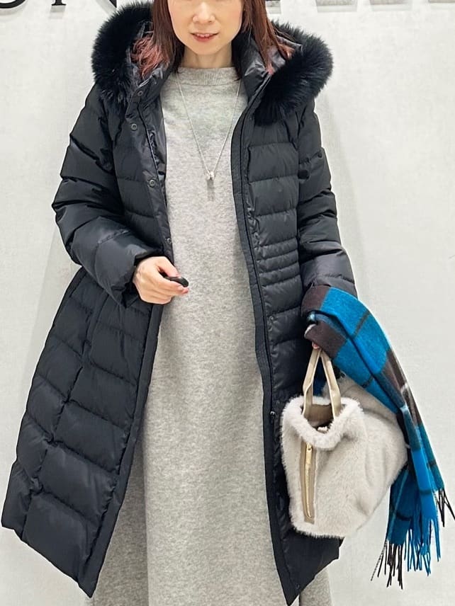Miwaさんの「UNTITLED｜【ロング丈/ゆったりシルエット】テントライン ニットワンピース」を使ったコーディネート