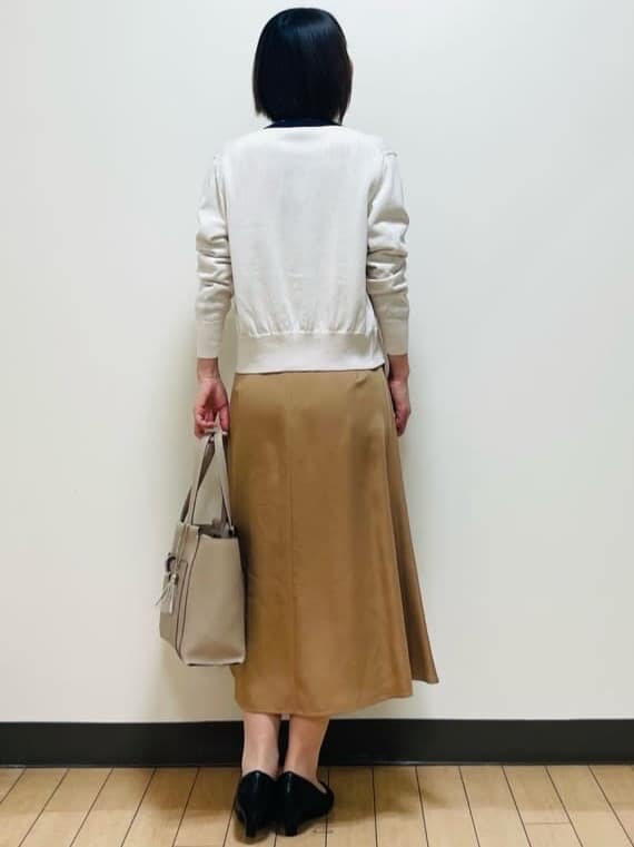 Riiさんの「Reflect｜【アンサンブル可】バイカラーカーディガン」を使ったコーディネート